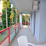 Cozy Close To The Sea-beahost Appartamento