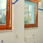 Apartment Cozy Close To The Sea-beahost *