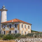 Cozy Close To The Sea-beahost *
