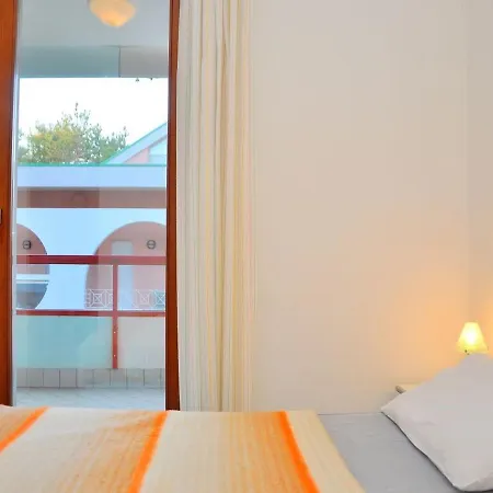 Cozy With Ac Close To The Sea - Beahost Apartment