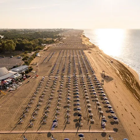 Cozy Close To The Sea-beahost *