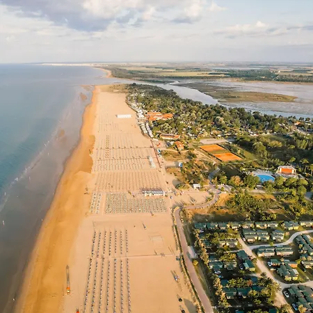 Cozy Close To The Sea-beahost Apartmán Bibione