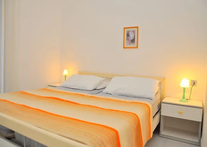 Lägenhet Cozy Close To The Sea-beahost